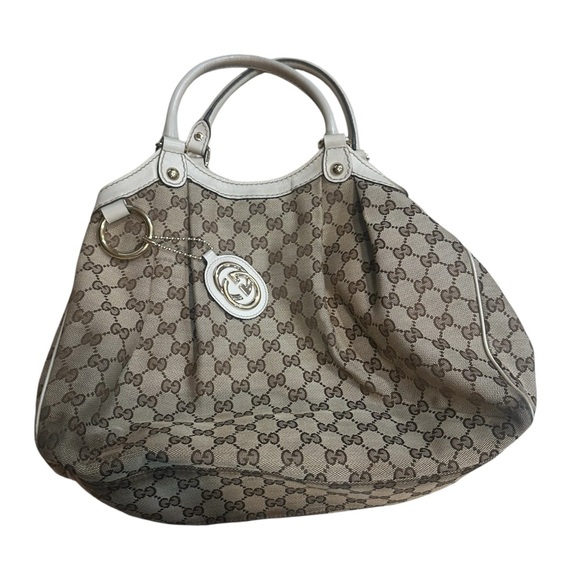 GUCCI Beige/White GG Canvas Medium Sukey Tote Bag - Picture 6 of 11